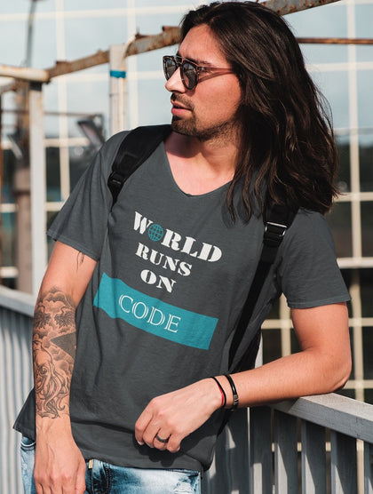 World runs on CODE! Mens T-shirt - Zaathi